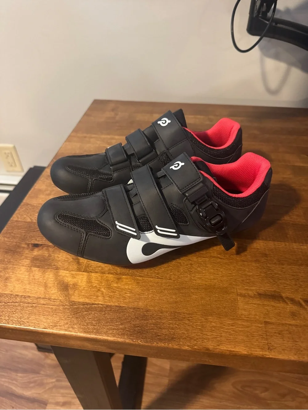 Peloton Cycling Shoes Size 45 EU / Men’s 11 Black with Delta Cleats